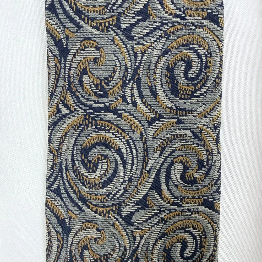 Courchevel Mens‎ Silk Necktie Swirl Pattern Navy Gold Formal Business